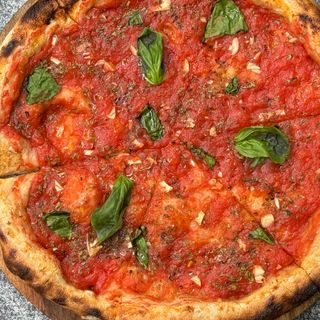 Pizza trAmp (Rosa MArinara) Ø32cm