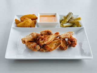 Aripioare de pui marinate la ceaun