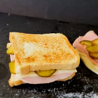 Clasic toast
