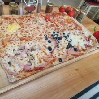 PIZZA FAMILY AMESTECATA