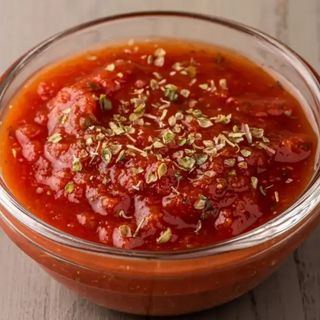 Sos de rosii cu oregano