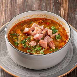 Ciorba taraneasca de porc