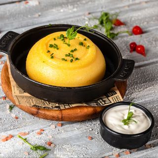 Mămăliguță cu brânză