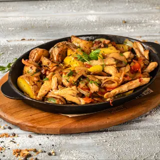 FÂȘII DE CARNURI MIXTE UȘOR PICANTE