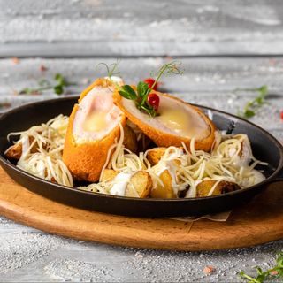 Cordon bleu cu cartofi a la Lyra