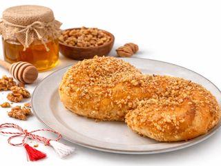 Mucenic Moldovenesc cu Miere și Nucă