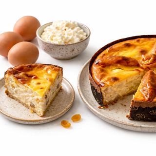 Felie Generoasă de Pască cu Brânză Dulce