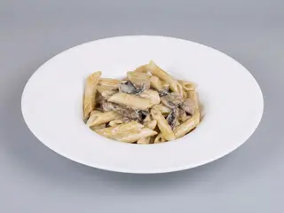 Penne cu pui și ciuperci