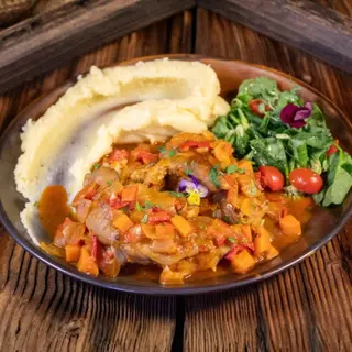Tocăniță cu unghii de porc