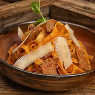 Tagliatelle cu mușchi de vită