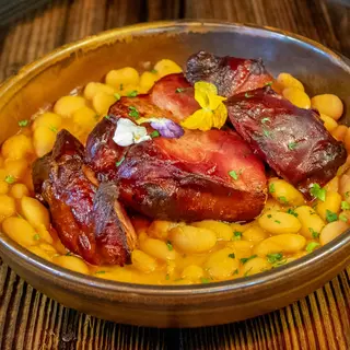 Ciolan de porc la cuptor