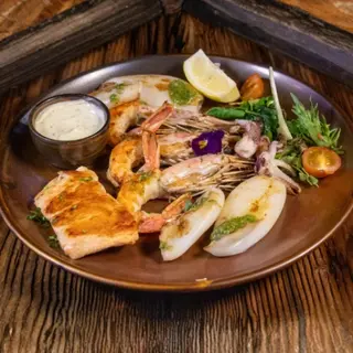 Mix grill de pește