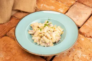 Penne gorgonzola și speck