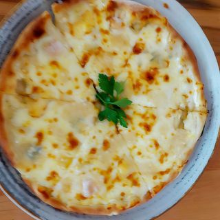 Pizza quatro formaggi