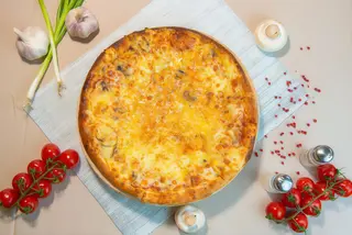 Pizza Quattro Formaggi Vulcano