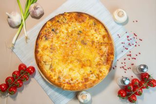 Pizza Quattro Formaggi Vulcano