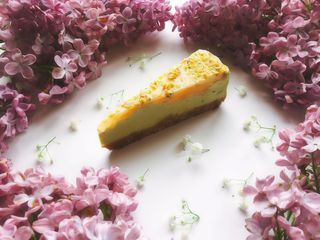 Tort cu mere verzi, lime și matcha, raw, fără gluten