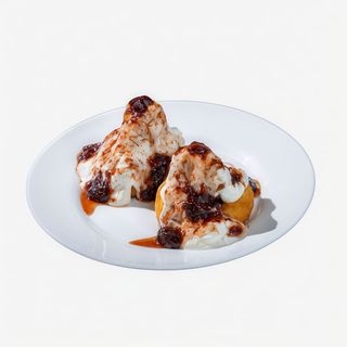 Papanasi cu dulceata de visine (2 buc.)