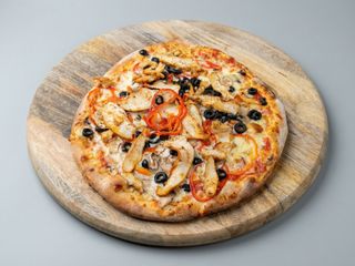 Pizza cu pui Ø32CM