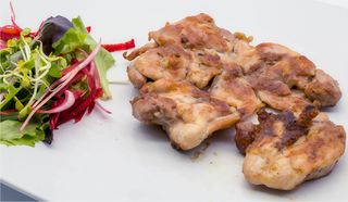 Pulpe de pui dezosate la gratar