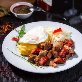 Tochitura Moldoveneasca