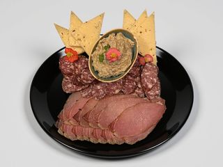 Platou 1568 cu cârnați 