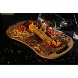 Platou Bomba Chicken Discordia(pentru 4 persoane)