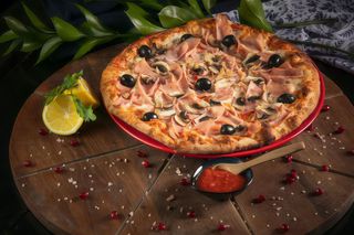 Pizza Capricciosa mare