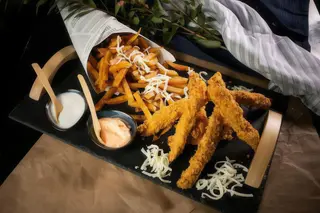 Chicken crispy mare (pentru 4 perosane)