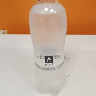 Apa minerala aqua la 500 ml