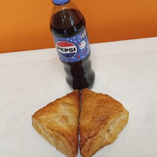 2 buc XXL Triunghi cu visine + pepsi 500