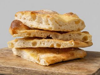 Focaccia cu parmezan