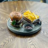 Black angus burger - Regele gustului