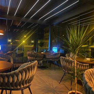 Smoothie cu cocos,ananas si banana