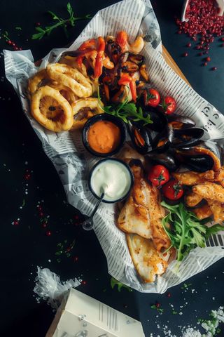 Platou cu fructe de mare