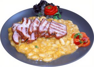 Mancare de fasole cu afumatura