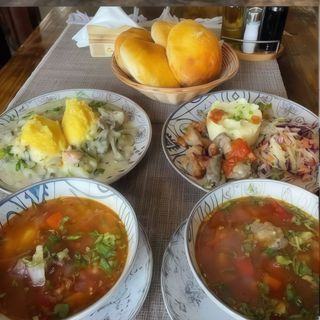 Frigarui din piept de  pui cu legume 