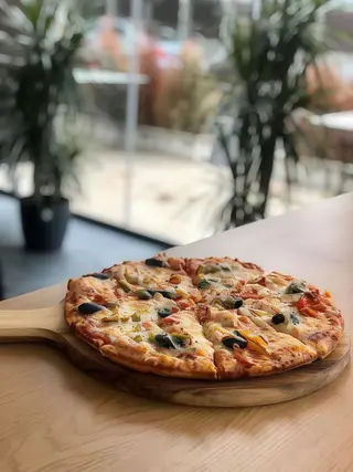 Pizza Taraneasca cu ceapa Ø 30cm