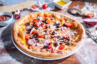 Pizza Tonno e Cipolla XXL