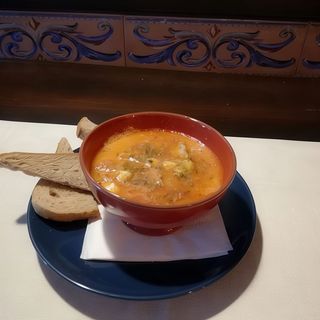 Creveti in sos de rosii și brânză la cuptor 