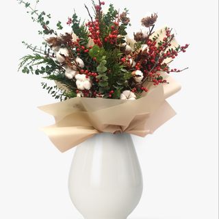 Buchet cu ilex și flori de bumbac