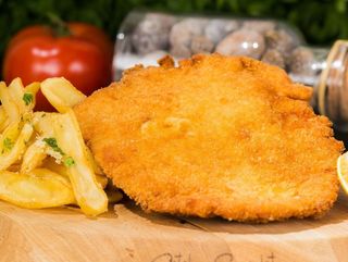 Meniu snitel pui cu cartofi wedges