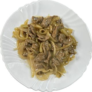 45.Carne de vita cu ceapa