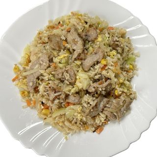 73.Orez prajit cu carne de porc si ou