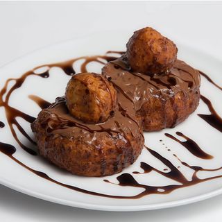 Papanasi cu ciocolata