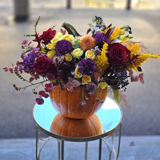 Arta Floristului intr-un dovleac 