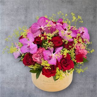 Vanda - Orhidee și Trandafiri