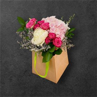 Hortensie roz pal, Trandafirasi si Bujor