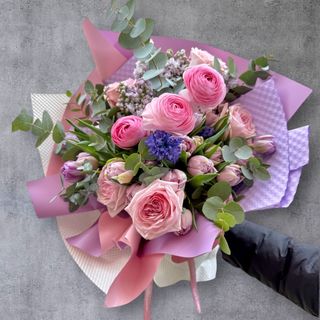 Spectacol de Florii roz și mov