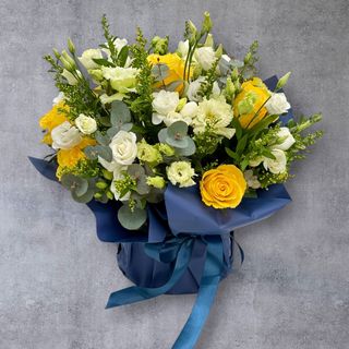 Soare pe Cer Aniversare cu flori